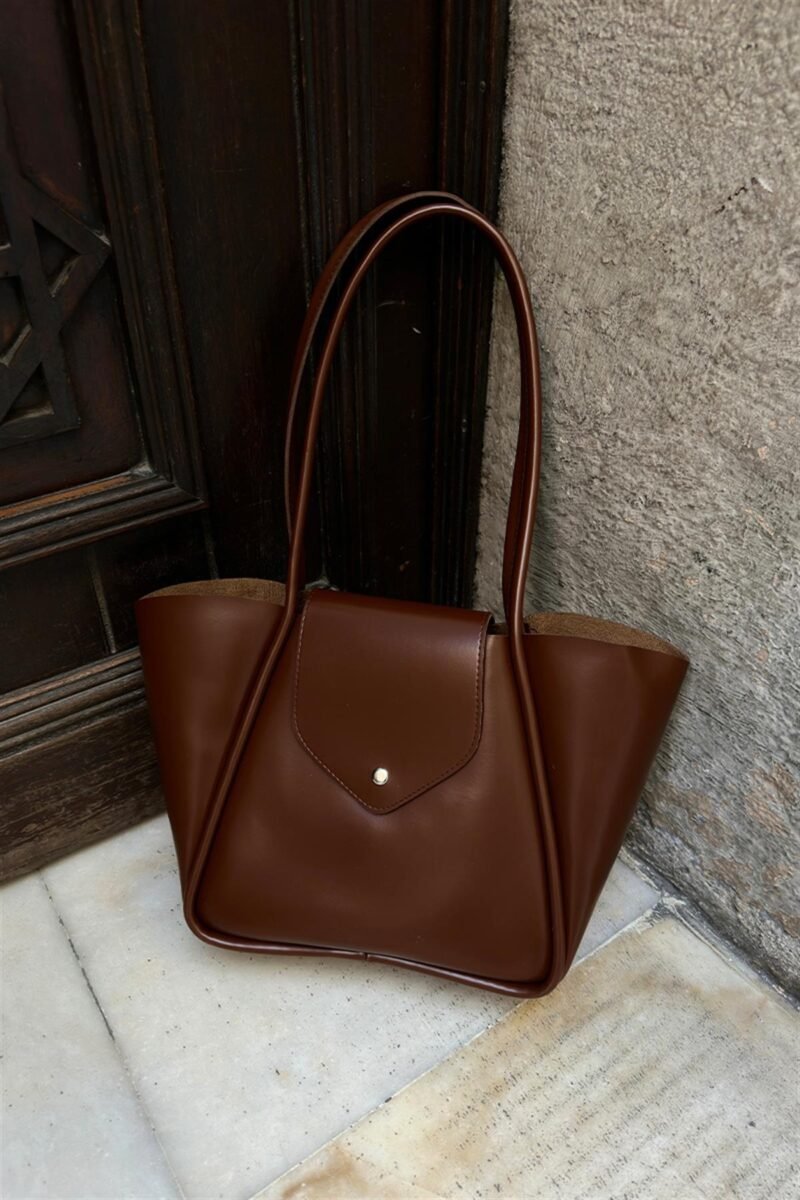 Petra Chestnut Brown + Purse - Image 3