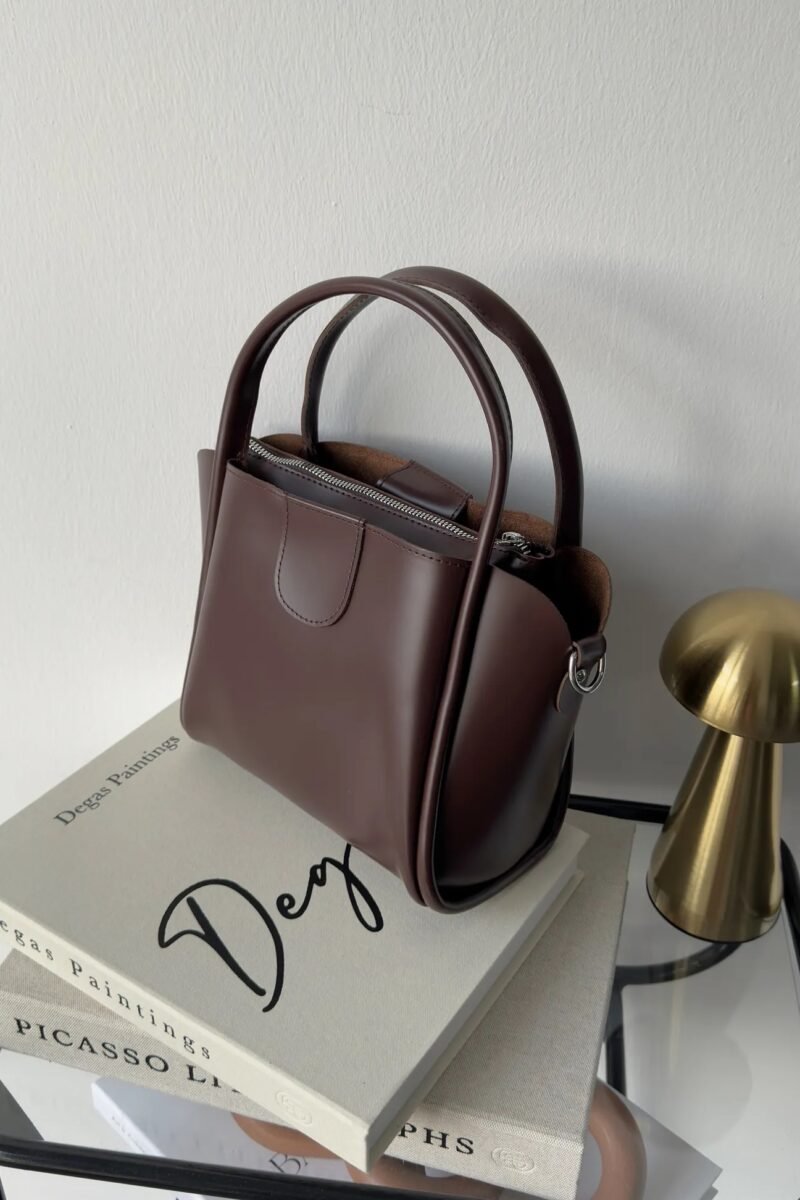 Beca Brown + Purse - Image 7